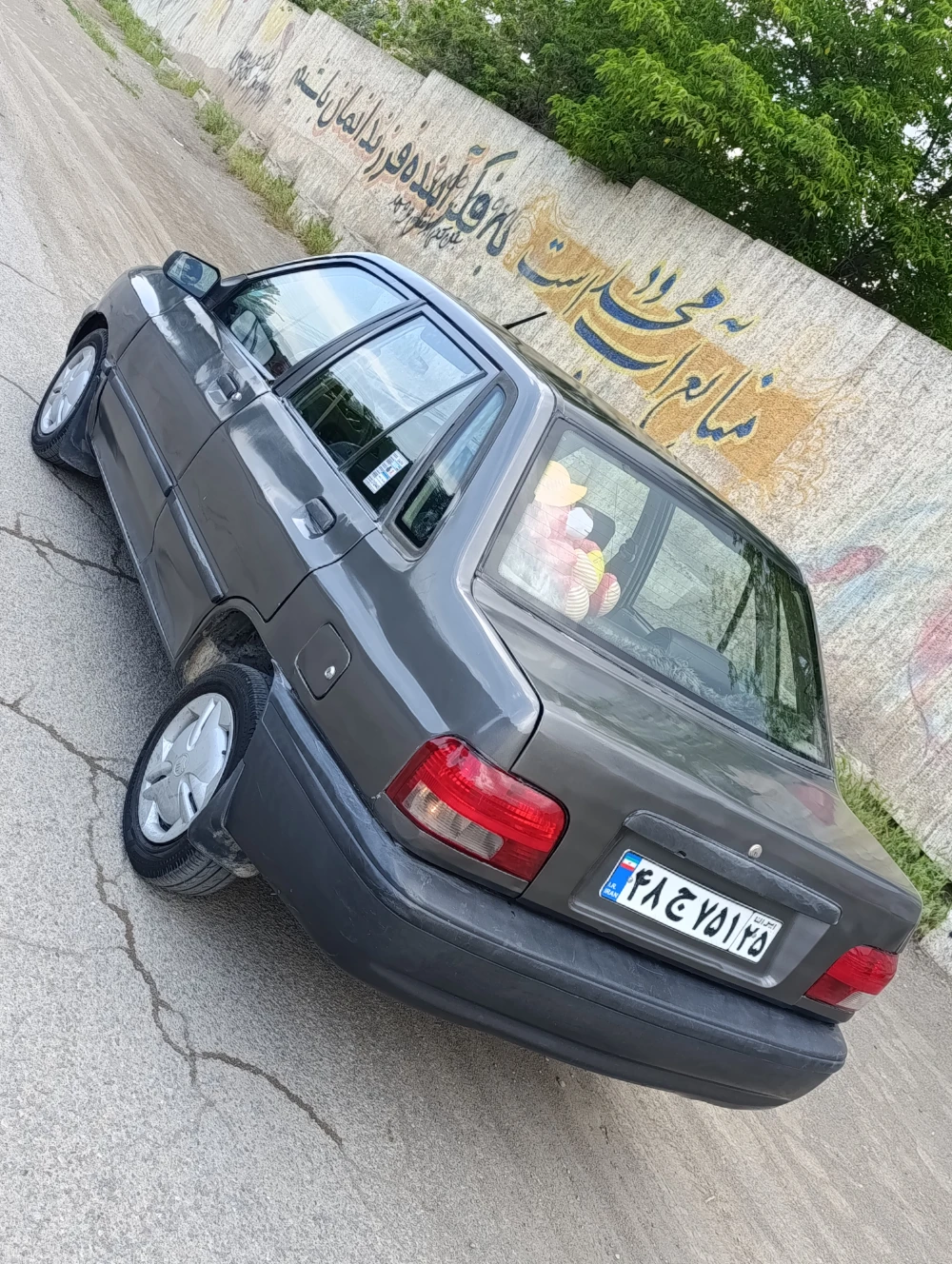 پراید ۸۸ (زیر قیمت)       معاوضه هم میکنم - سمت چپ