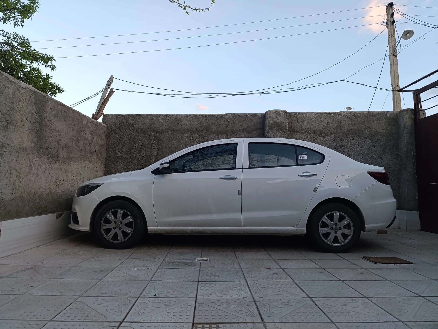 شاهین اتومات 403 - سمت چپ