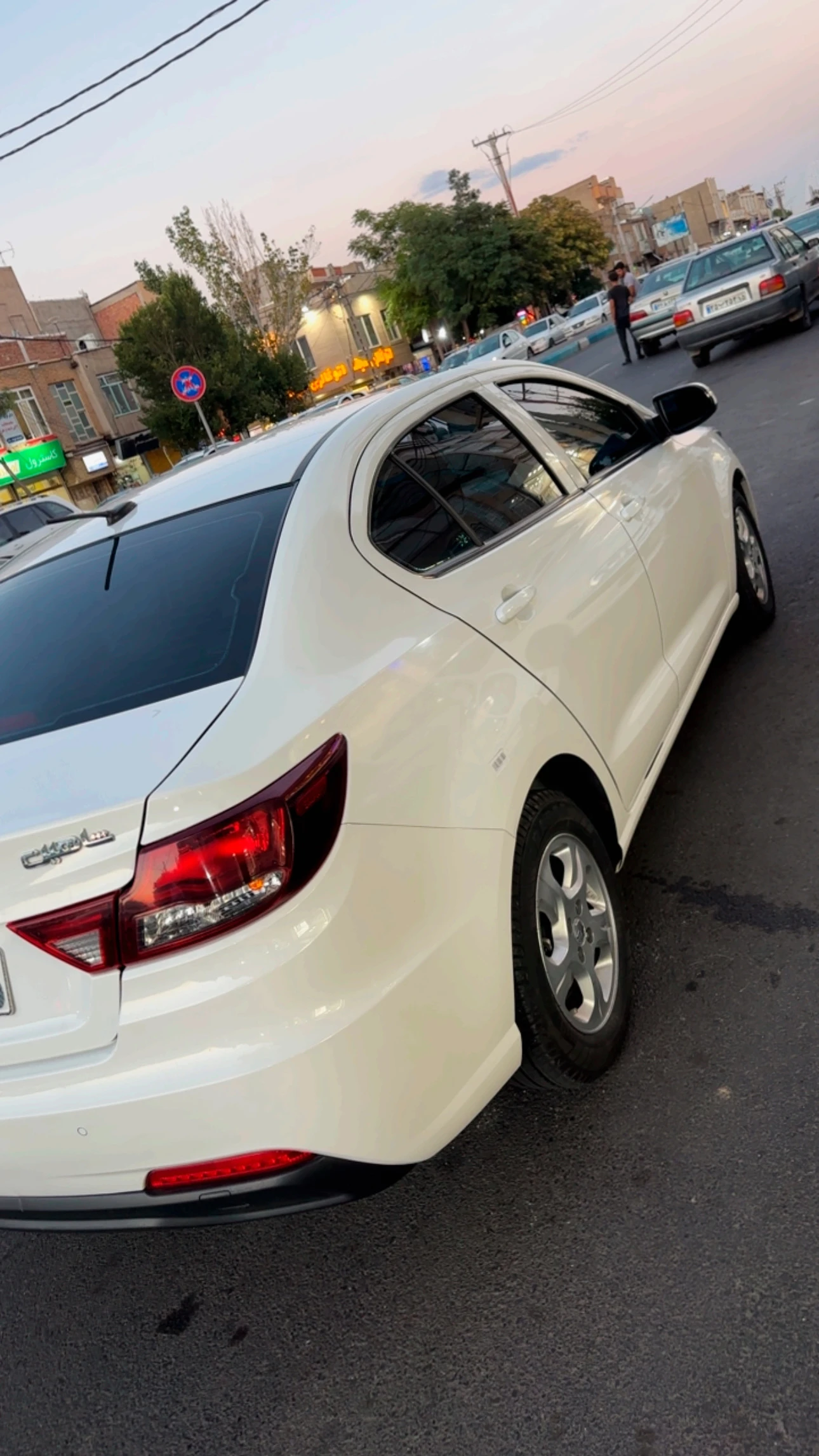 شاهین 1403/12 دنده ای با ماساژور + گرمکن
